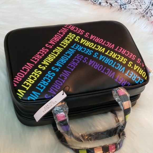 Victoria Secret Makeup bag with handles - Picture 1 of 7